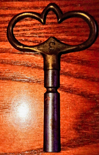 Antique lenzkirch clock - clock, key